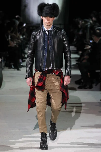 Look 24